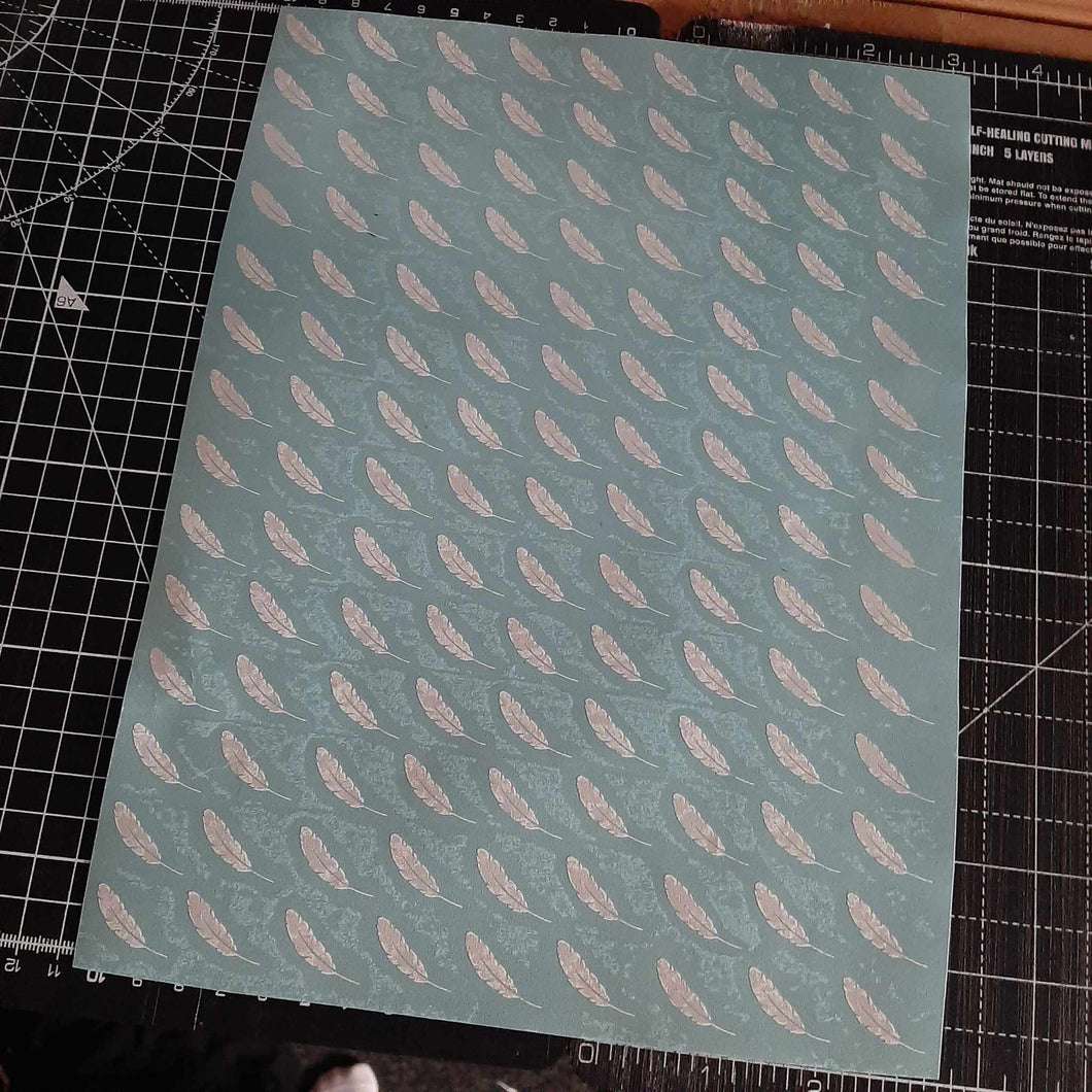 Small feathers